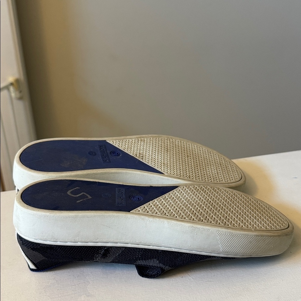 Rothy's Women's Black The Original Camouflage Slip-On Casual Sneaker Size 7 - Picture 9 of 10